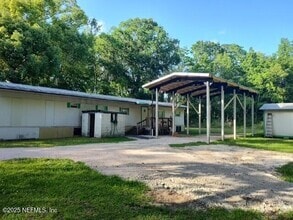 Building Photo - 10117 New Kings Rd