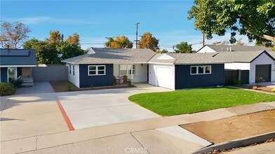 Building Photo - 9519 Maryknoll Ave