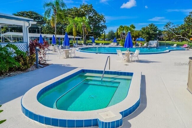 Hot Tub and Pool - 8533 110th St
