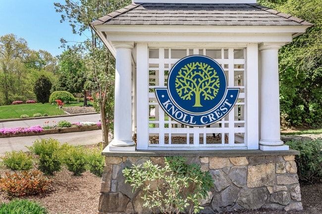 Building Photo - Knoll Crest Apartments