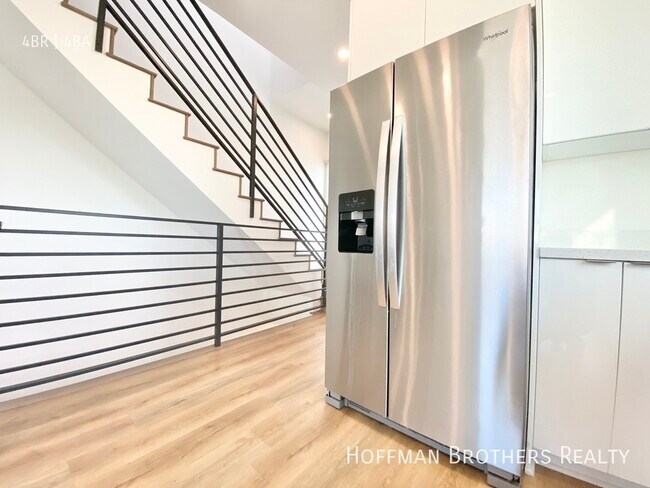 Building Photo - 4523 St Elmo Dr
