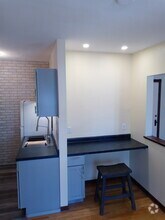 Building Photo - 2733 Girard Ave S
