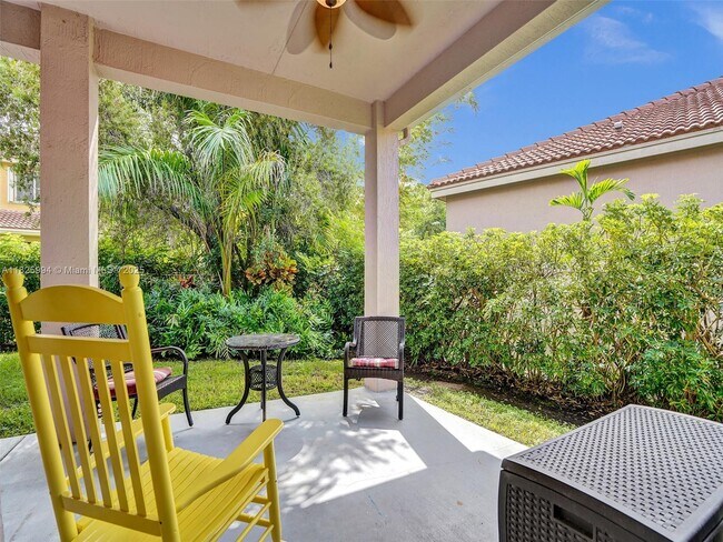 Foto del edificio - 938 Bluewood Terrace