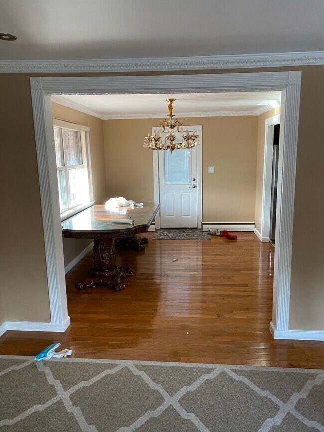 Foto del edificio - 2703 Yates Ave