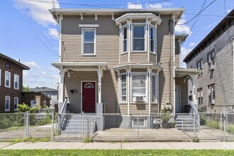 Building Photo - 387 Nichols St