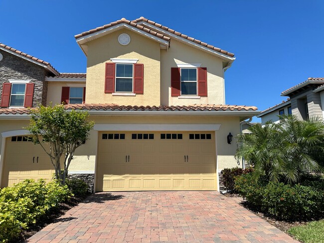 Building Photo - Lake Noa Townhome for Rent
