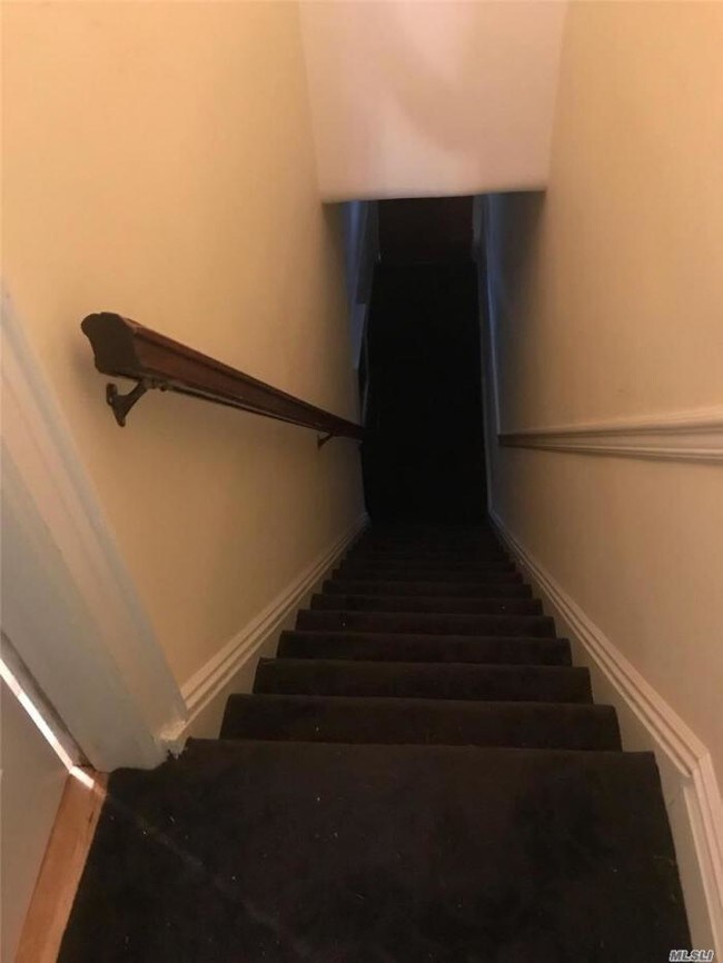 Building Photo - 3 bedroom in Woodside NY 11377