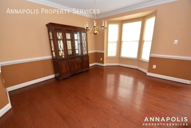 Building Photo - 1606 Stern Ct