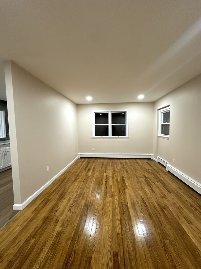 Foto del edificio - 23 Allview Ave