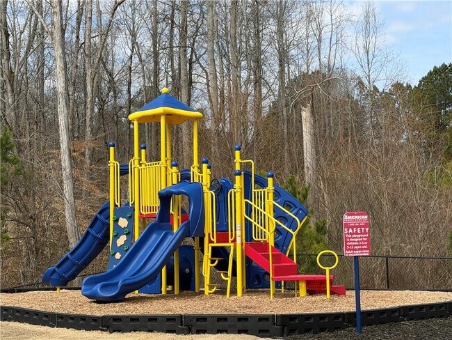 Foto del edificio - 311 Deer Run Dr