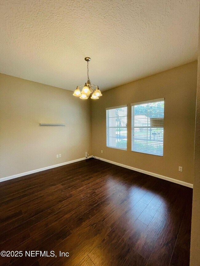 Foto del edificio - 3705 Old Hickory Ln