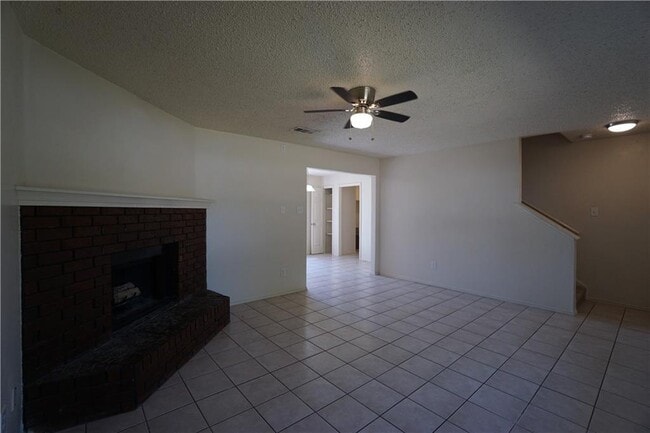 Foto del edificio - 112 Creekside Dr