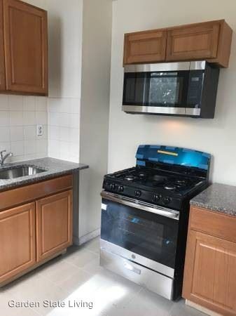 Foto principal - 366 Badger Ave