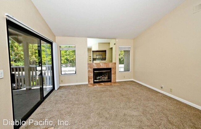 Building Photo - 2 br, 2 bath House - 3885 Crow Canyon Road