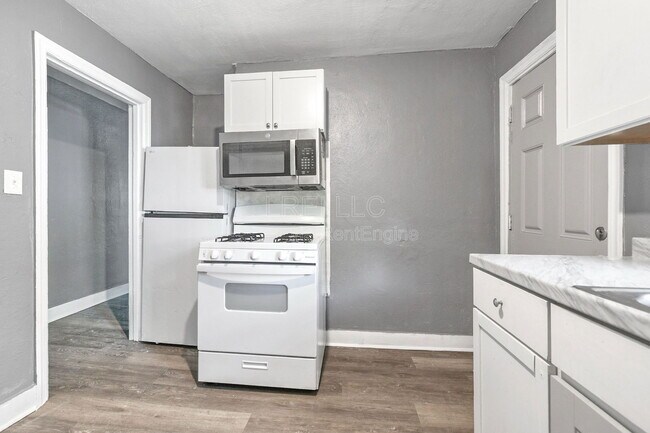 Photo - 3127 Southern Ave Apartment