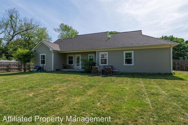 Foto del edificio - 3 br, 2 bath House - 725 N. Rose St.