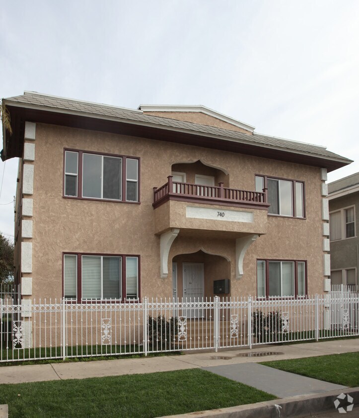 Building Photo - 740 Lime Ave
