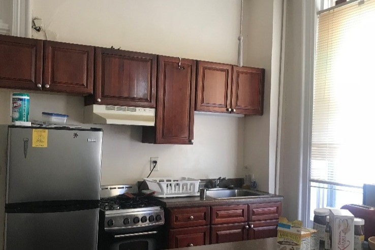 Foto principal - 3721 Baring St