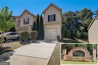 Building Photo - 544 Oakside Pl