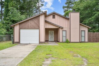 Building Photo - 920 Inglewood Ln