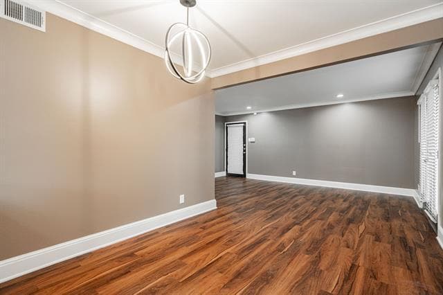 Building Photo - 7809 Meadow Park Dr