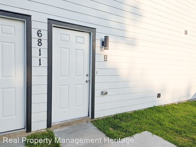 Building Photo - 3 br, 2 bath House - 6811 Glass St. #B