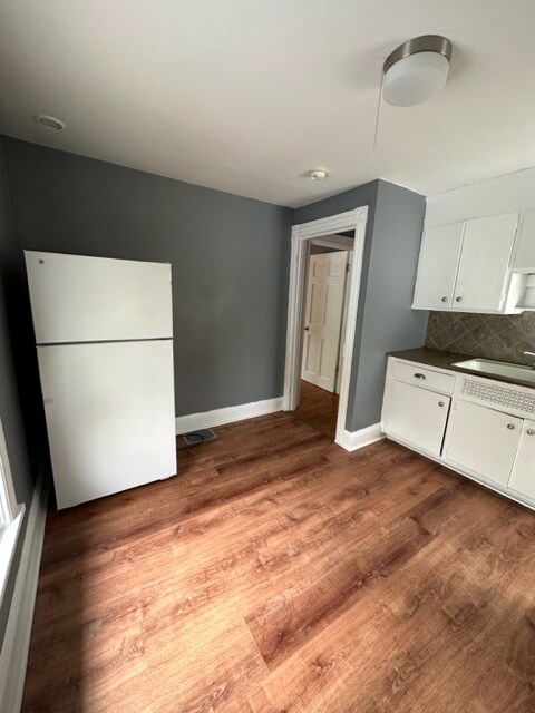 Kitchen - 676 Post Rd