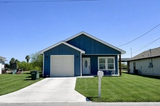 Building Photo - 105 St Joseph St