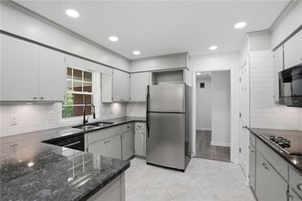 Building Photo - 128 McNeal Rd