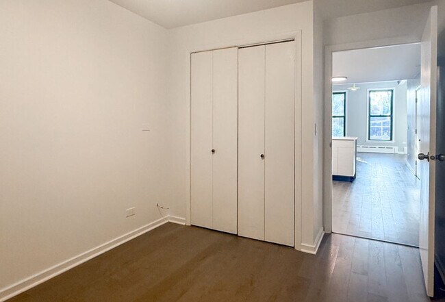 Foto del edificio - 1509 N Wells St