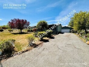 Building Photo - 285 Kennedy Dr