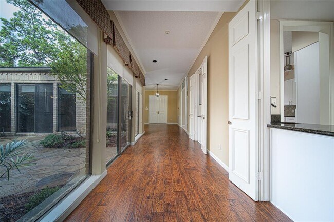 124 Gessner Rd Houston Tx 77024 House For Rent In Houston Tx Apartments Com