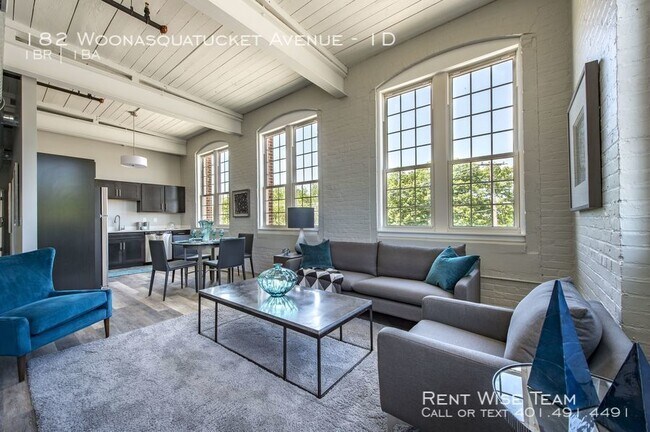 Building Photo - 182 Woonasquatucket Ave