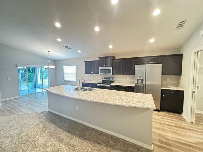 Building Photo - 8012 Brookeshire Dr