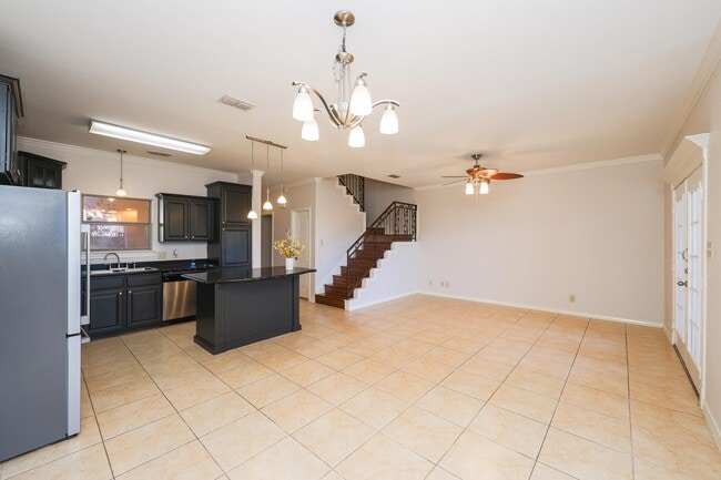 Foto del edificio - 707 St James Dr