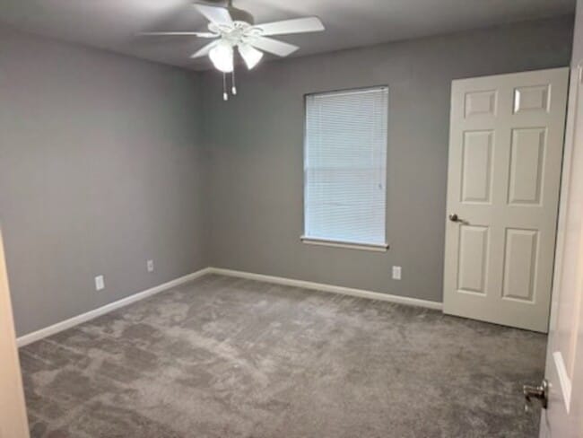 Building Photo - 2701 S Boldt Ave