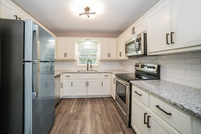 Foto del edificio - 3200 SE 6th Ct