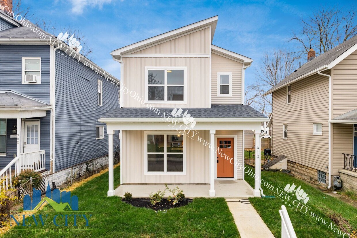 Building Photo - BRAND NEW 3 Bedroom Home Ready For Move In!