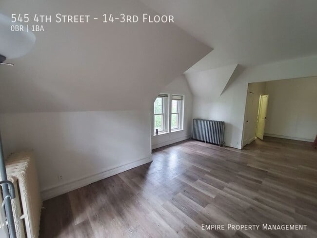 Building Photo - Studio Apartment Available for Rent in Cat...