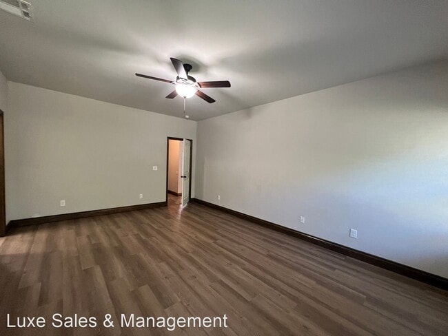 Foto del edificio - 4 br, 2 bath House - 14009 Village Run Drive