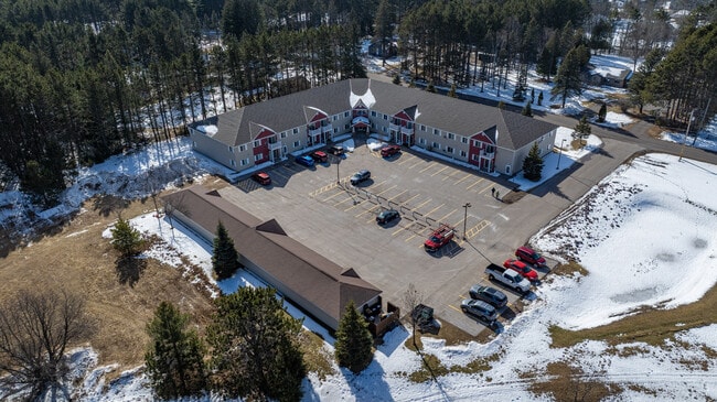 Building Photo - Oakwood Estates