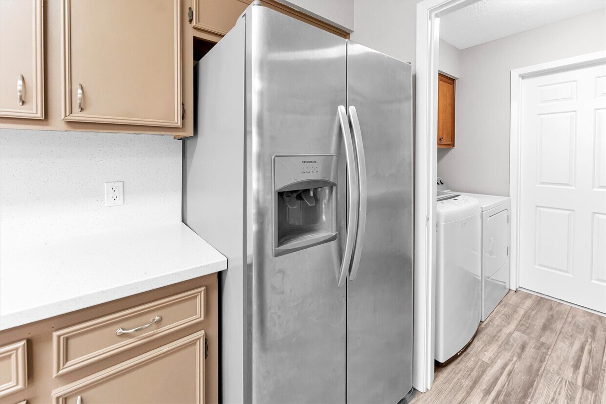 Foto del edificio - 3353 Knob Oaks Dr