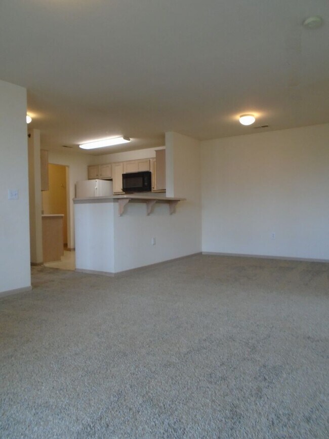 Foto del edificio - Spacious Apartment