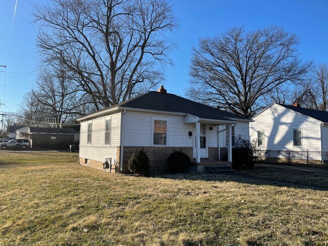 Building Photo - 1229 Lodge Ave