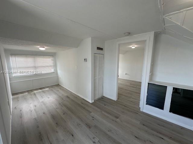 Foto del edificio - 274 E 9th St
