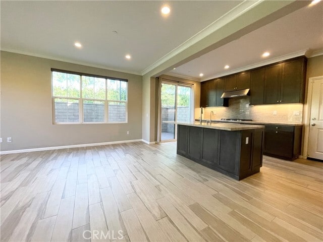 Building Photo - 126 Mighty Oak