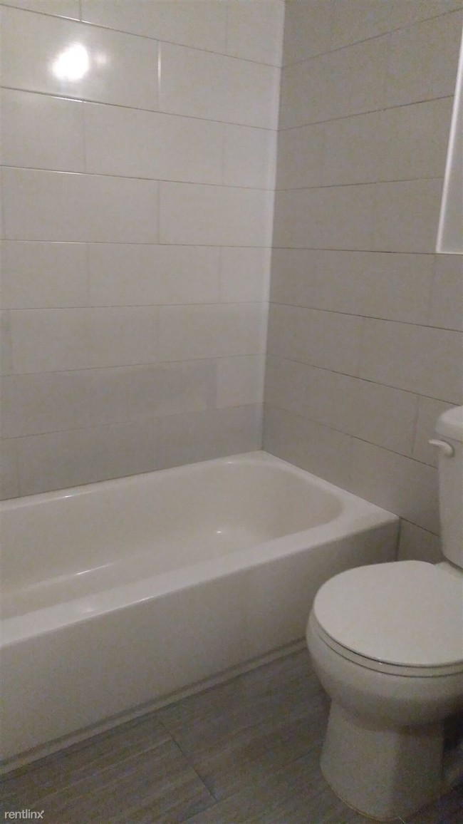 Building Photo - 2 br, 1 bath  - Kaufman Studios