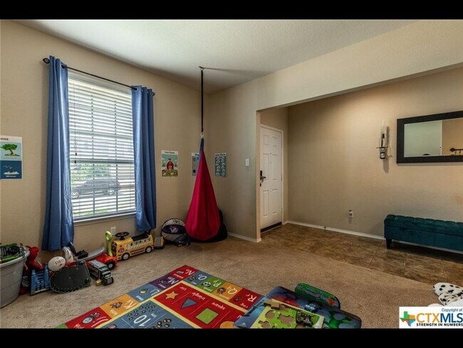 Building Photo - 4 Bedroom Single Family Home in Killeen
