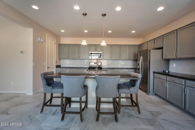 Foto del edificio - 5653 S Winchester