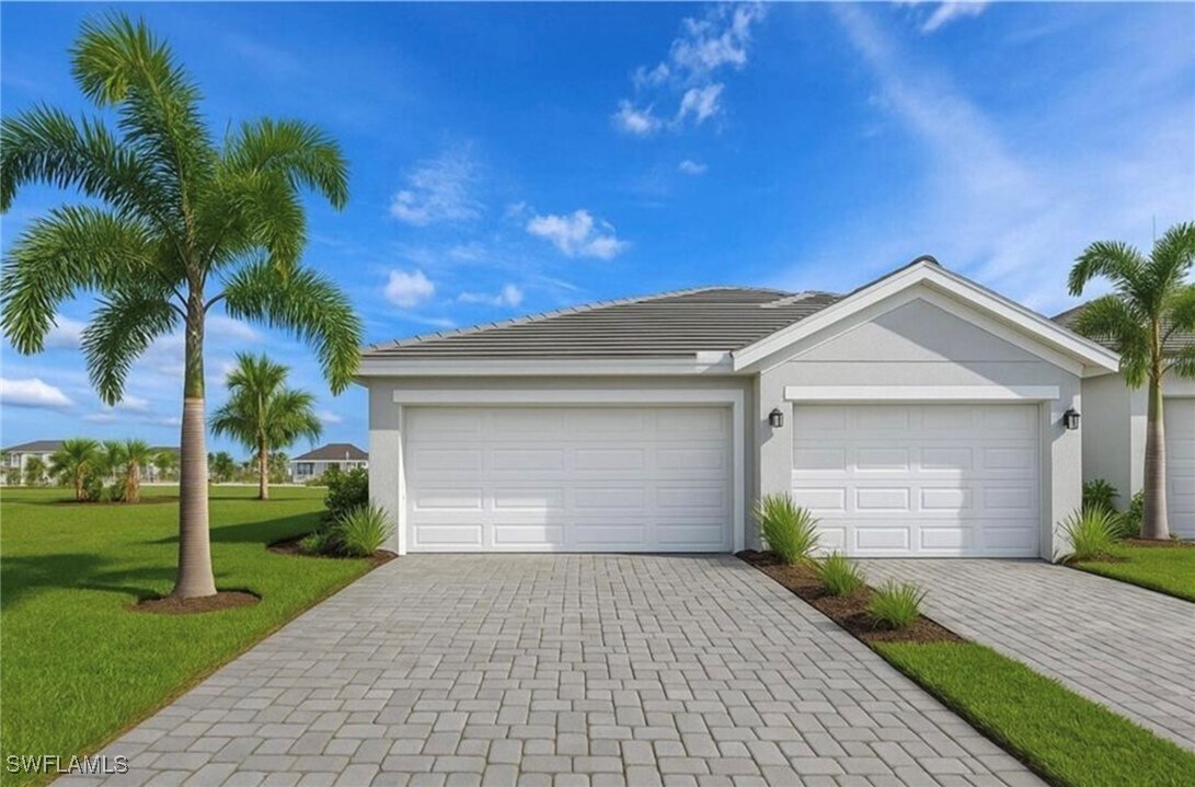 Foto principal - 15255 Grn Acrs Ave